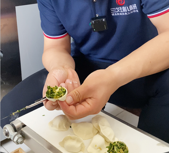 小白怎么操作小型餃子機，你的問題我來解決