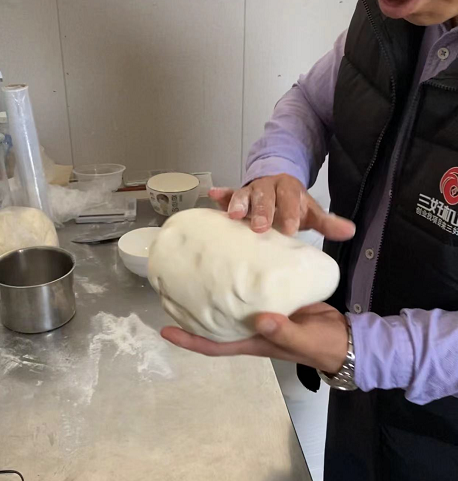 使用餃子機怎么和面 使用餃子機怎么和面